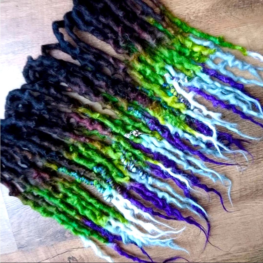 18 Tangled pixie wool double ended dreads